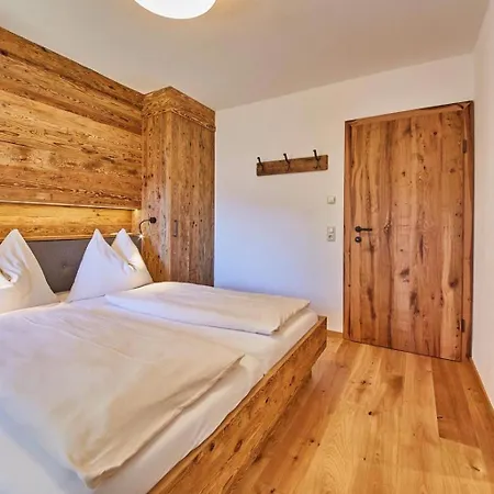 Mountain Chalet Ederalm 木屋 萨尔巴赫